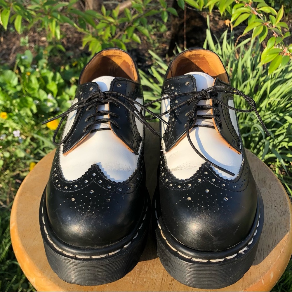 Rare Dr. Martens 3989 Tuxedo Wingtip Brogue Platform Oxfords - Picture 2 of 16